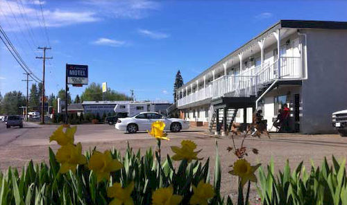 Canavan Inn Quesnel Exterior photo